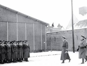 LA TOMA DEL PODER DE HITLER: LAS JUVENTUDES HITLERIANAS Y LAS TRABAJADORAS EN LOS CAMPOS DE EXTERMINIO 7ª parte