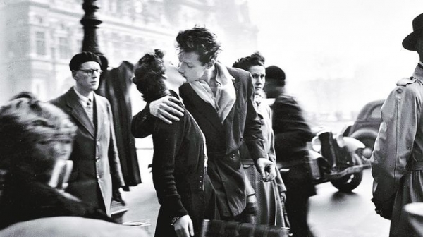 &quot;EL BESO&quot; DE DOISNEAU