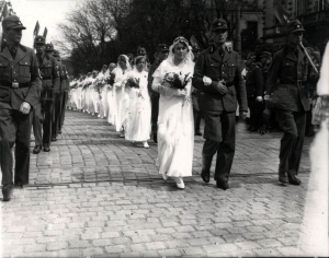 LA TOMA DEL PODER DE HITLER: LA JUVENTUD,CHICOS Y CHICAS, EN EL PROYECTO NAZI 6ª parte