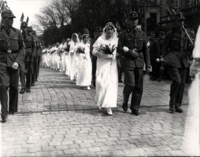 LA TOMA DEL PODER DE HITLER: LA JUVENTUD,CHICOS Y CHICAS, EN EL PROYECTO NAZI 6ª parte