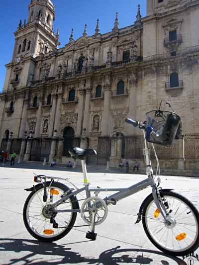 ¿DAMOS UN PASEO EN BICI?