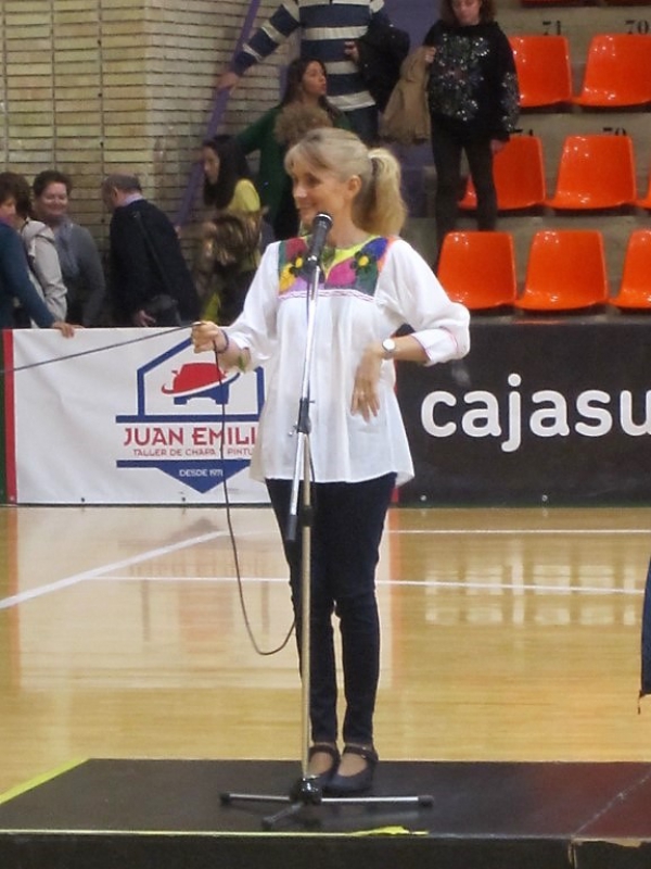 SUZANNE  POWEL  EN  JAÉN (El fuego y la palabra)