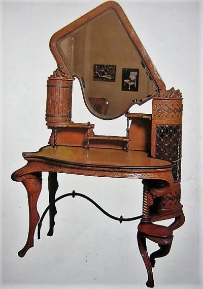EL TOCADOR-CALZADOR DE LA SEÑORA GÜELL